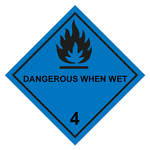 Gefahrzettel, Gefahrgutaufkleber Klasse 4.3 Stoffe, die mit Wasser entzündliche Gase bilden mit Zusatztext DANGEROUS WHEN WET, Flamme Schwarz, in verschiedenen Größen und Materialien